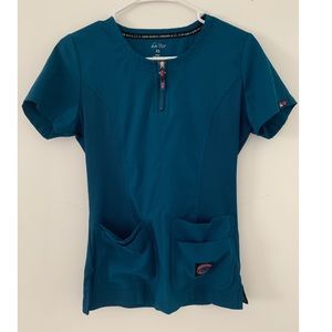 Koi Lite Scrubs